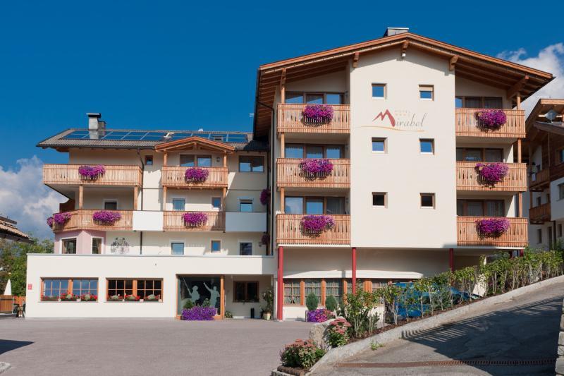 Hotel Mirabel San Vigilio Di Marebbe Exterior foto